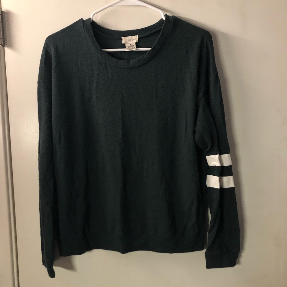 Green sweatshirt